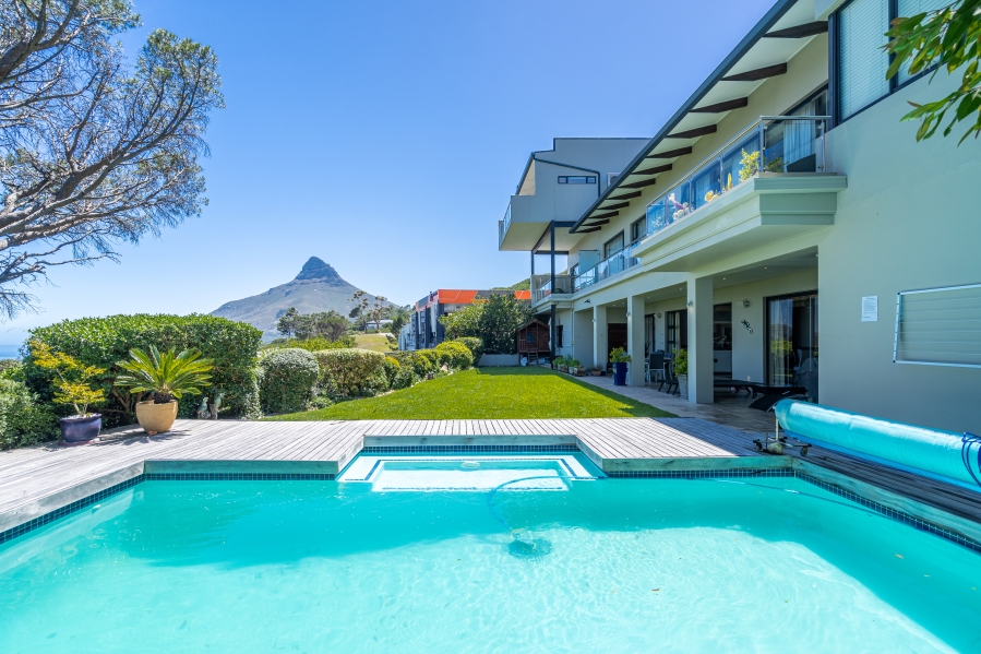 6 Bedroom Property for Sale in Camps Bay Western Cape